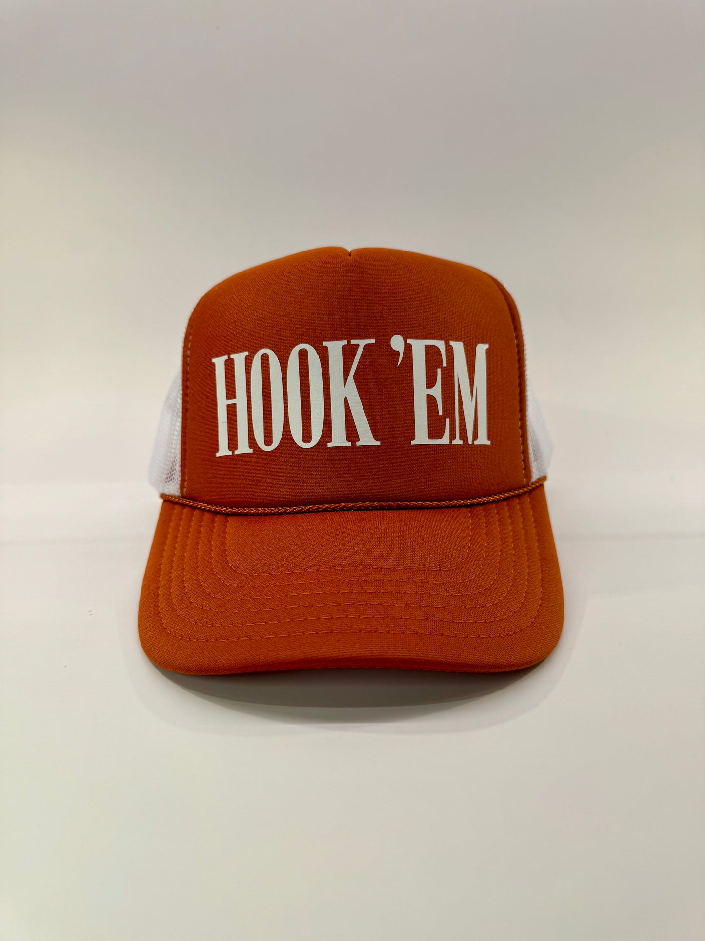 HOOK ‘EM